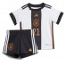 Duitsland Ilkay Gundogan #21 Babykleding Thuisshirt Kinderen WK 2022 Korte Mouwen (+ korte broeken)